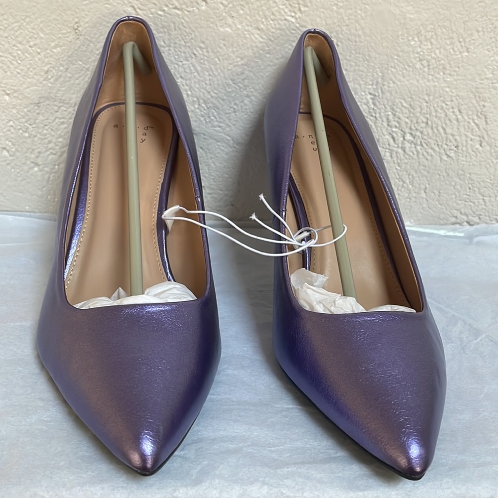 High Heels - Picture 2 of 7